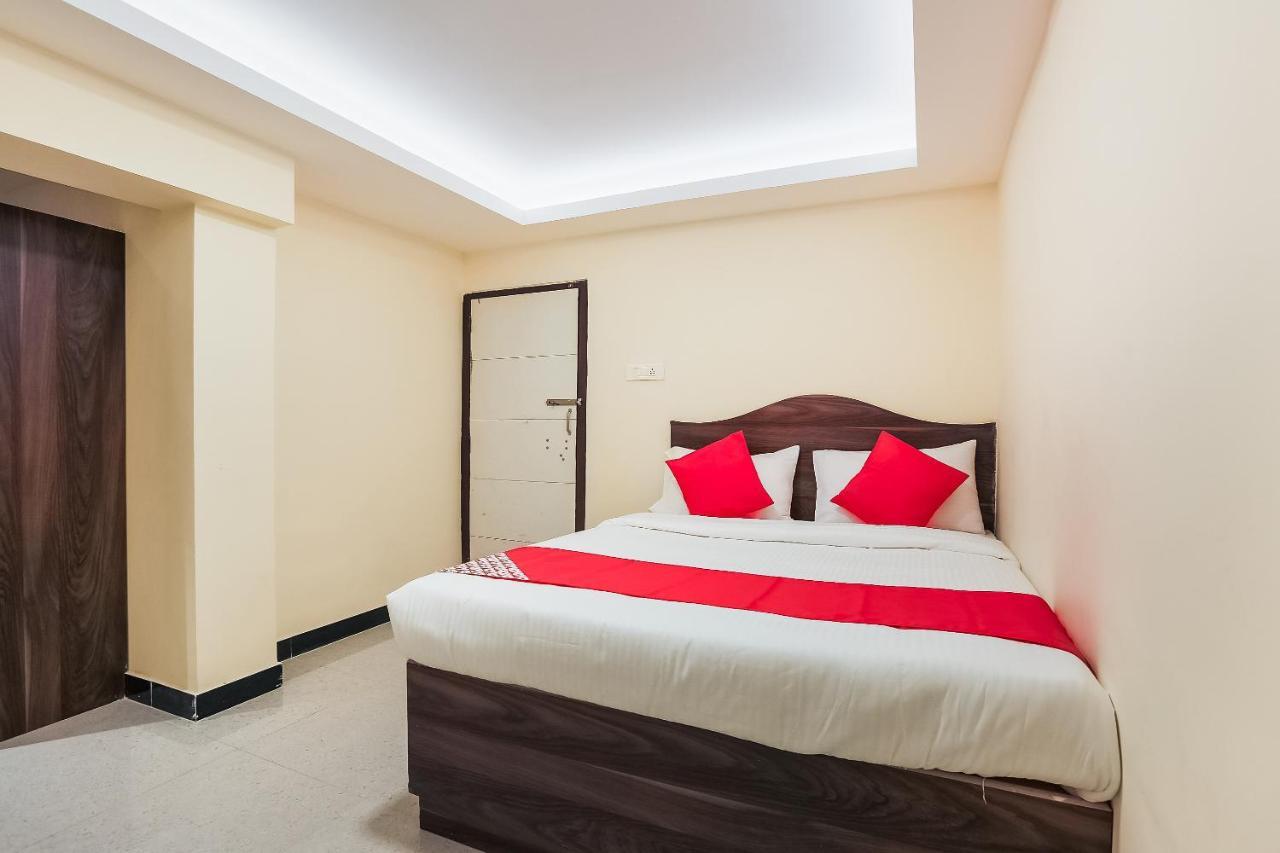 Oyo 36500 Sri Krishna Inn Уті Екстер'єр фото